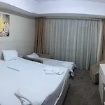 Alis Hotel 3*