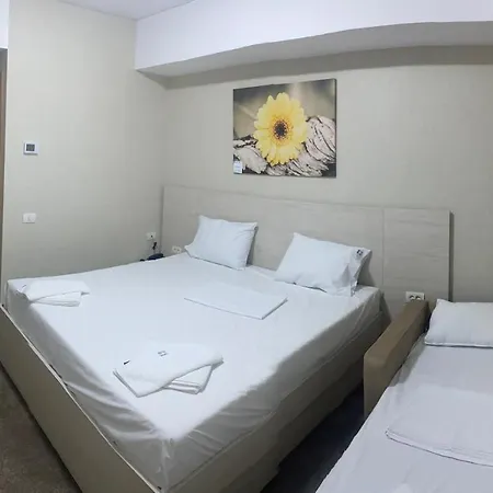 Alis Hotel 3*